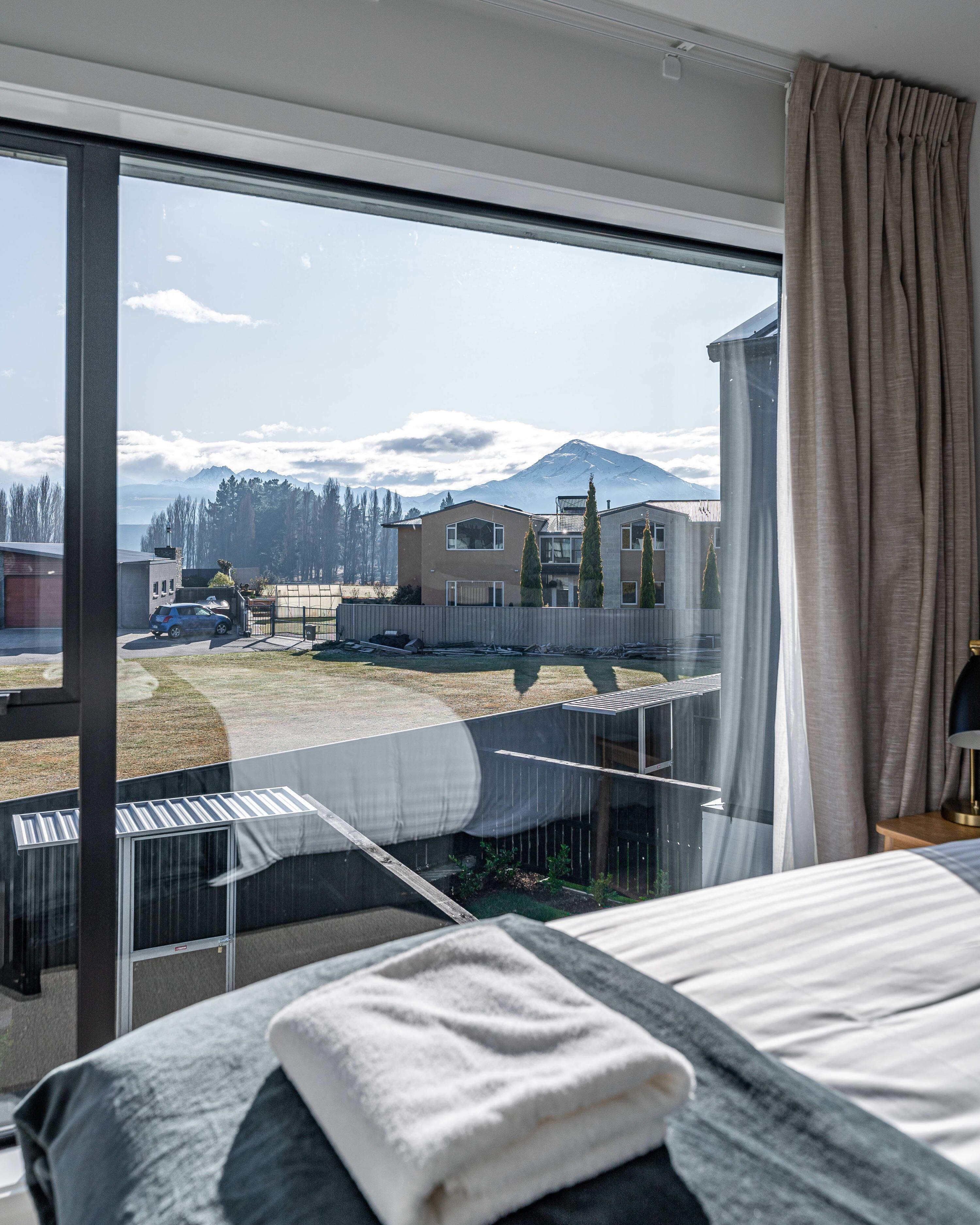 2 quartos, ferros/tábuas de passar roupa, Wi-Fi, roupa de cama