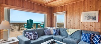 Seacloud: Oceanfront Home with Stunning Views