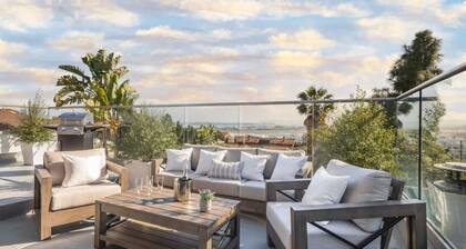 4 Bedroom 2 Bath with Ocean View, Hot Tub, Parking