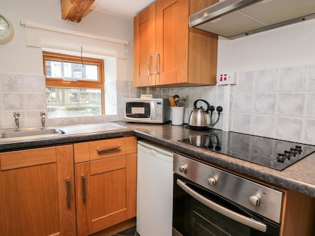 Cottage | Interior