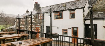 Triangle Inn Coachouse