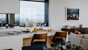 TV, fireplace, offices - Bayview Luxe Entertainer | Pool & World Class View (Mount Martha)