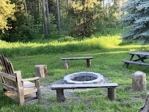 Property grounds - Yellowstone Scenic By-Way Cabin (#3) in the Pines (Ashton)