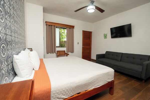 Standard-Studio | Verdunkelungsvorhänge, Bügeleisen/Bügelbrett, kostenloses WLAN