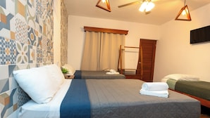 Family Quadruple Room, 1 Bedroom | Blackout drapes, iron/ironing board, WiFi (free), bed sheets - SUUCILHA (Valladolid)
