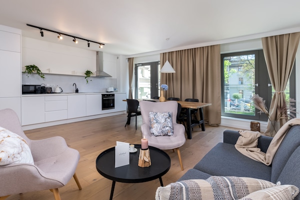 Leilighet – deluxe, 1 soverom | Eget kjøkken | Kjøleskap, ovn, kokeplater og oppvaskmaskin