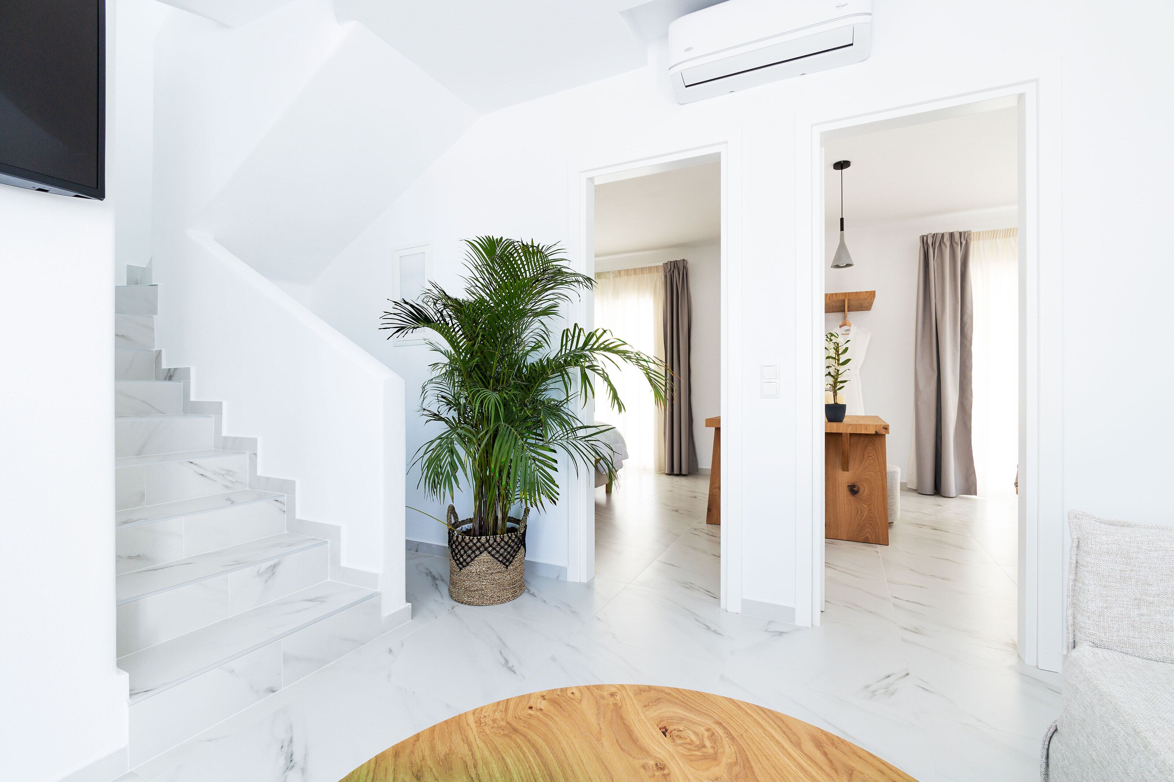 Villa | Living area | 32-inch Smart TV with digital channels, TV