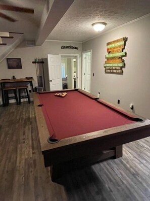Spielezimmer