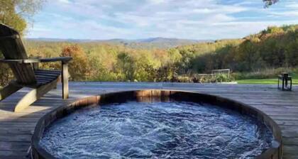 Catskills Cabin on 34 acre Estate stunning views
