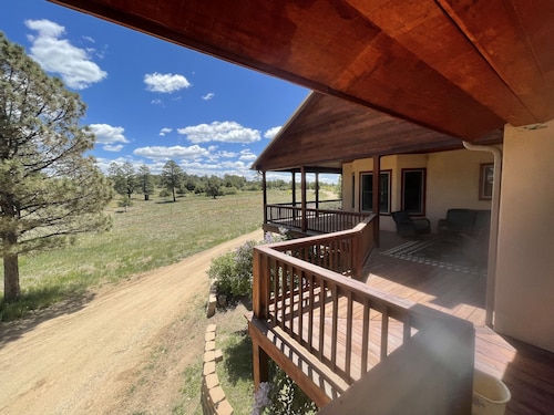 Authentic Colorado! get away from the crowds! 3 acre dog run on 17 acre property