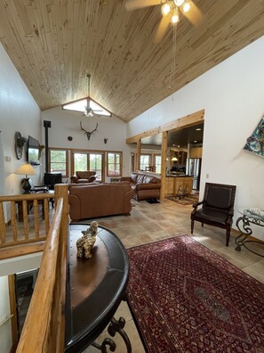 Téléviseur connecté, foyer, imprimante