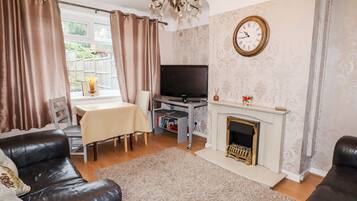 Cottage | Living area