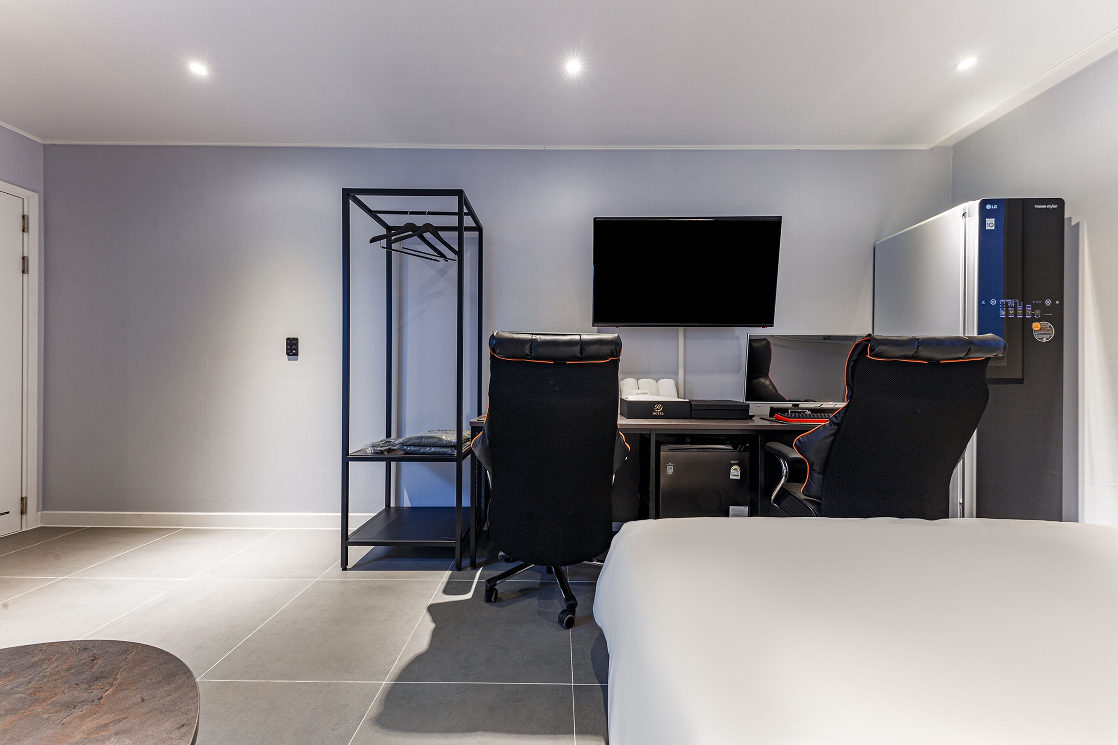 premium double room | premium bedding, down duvets, pillow-top beds, free minibar