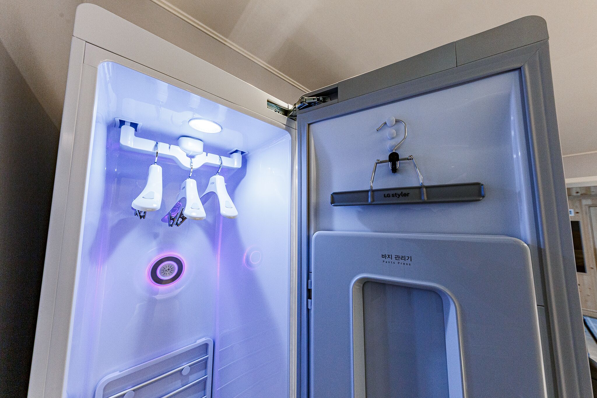 premium bedding, down duvets, pillow-top beds, free minibar