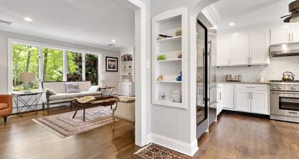 Renovated Waterfront Home, Outdoor Kitchen, Access to Dock, Close to North...