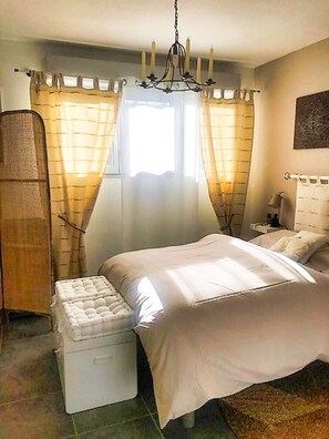 1 bedroom, iron/ironing board, free WiFi - Palmes d'Or Properties - Ref CAV (Antibes)