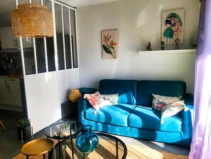 TV - Palmes d'Or Properties - Ref CAV (Antibes)