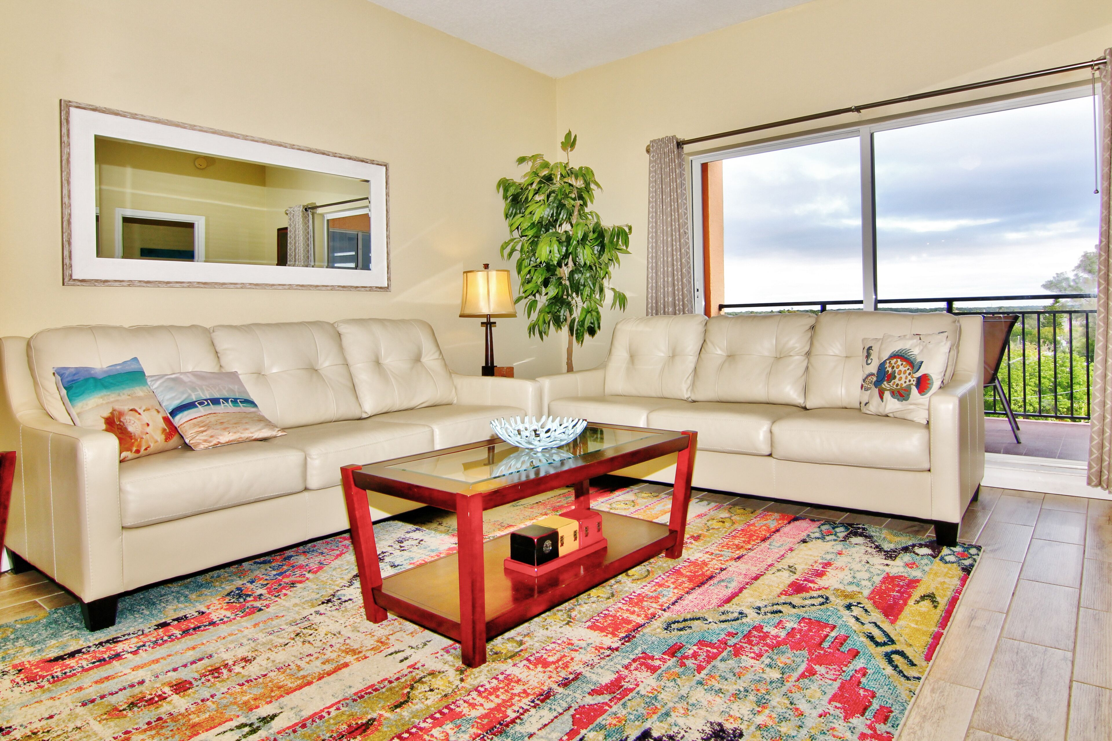 Waterfront condo with marina views, pool & hot tub - walk to John’s Pass