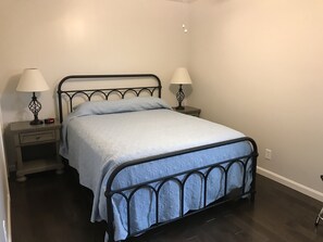 3 Schlafzimmer, kostenloses WLAN, Bettwäsche, Rollstuhlgeeignet