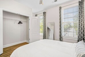 2 chambres, bureau, fer et planche à repasser, Wi-Fi