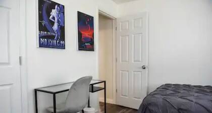 Ogden Oasis - Firepit 🔥 and Outdoor Deck w/ TV 📺