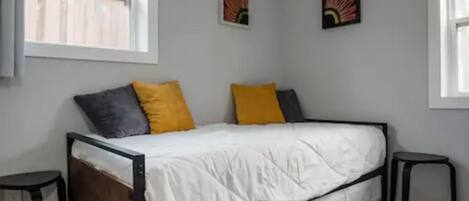 4 habitaciones, escritorio y wifi