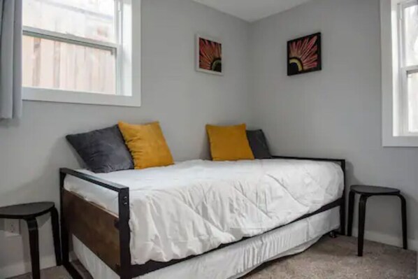 4 habitaciones, escritorio y wifi