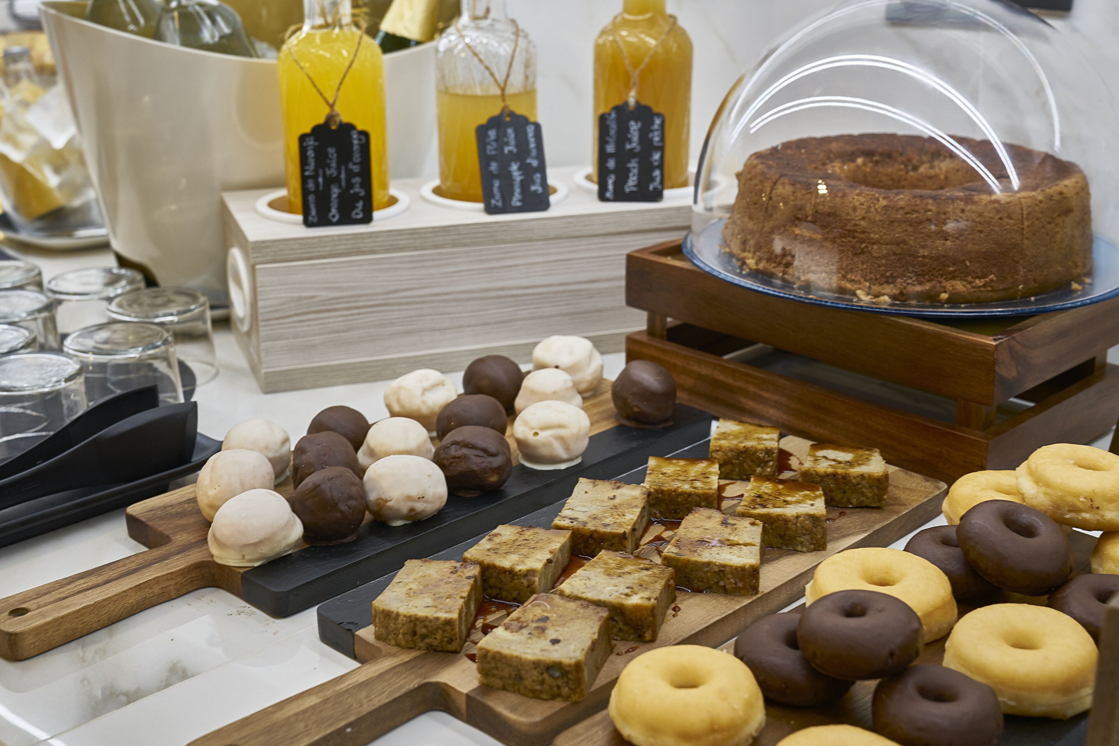 daily buffet breakfast (eur 19.80 per person)