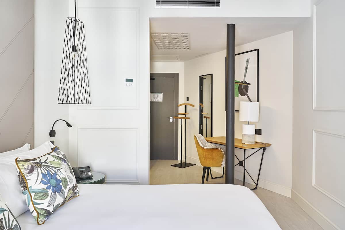 Couette en duvet d'oie, minibar, coffres-forts dans les chambres, bureau