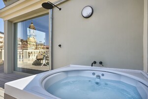 Premium bedding, down duvets, memory-foam beds, minibar