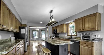 Charming Modern Victorian in the Village of EVL