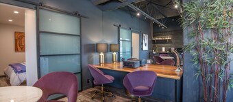 Designer Loft at Historic Santa Fe Plaza - Spacious 520 Sq Ft.
