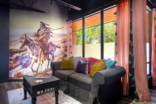 Designer Loft at Historic Santa Fe Plaza with King Bed