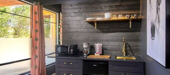 Designer Loft at Historic Santa Fe Plaza with King Bed