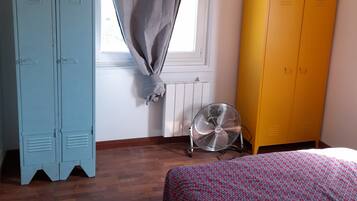 1 chambre, fer et planche Ă repasser, Wi-Fi