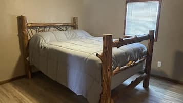 2 bedrooms, free WiFi, bed sheets