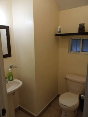 Dusche, kostenlose Toilettenartikel, Haartrockner