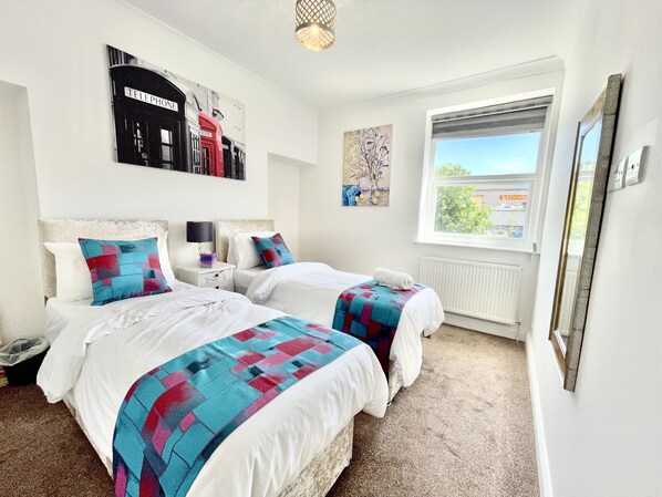 3 Schlafzimmer, Bügeleisen/Bügelbrett, WLAN, Bettwäsche