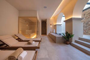 Turkish bath, 1 treatment room, massages
