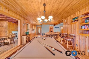 4 habitaciones, escritorio, wifi gratis y ropa de cama