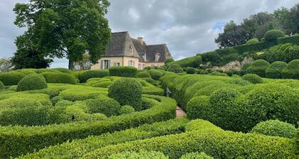 Villa au calme , avec piscine , vallée du lot , Cahors , Rocamadour, Sarlat .
