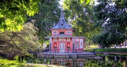 GOYA, ground floor studio