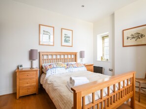 2 عدّة غرف نوم وبديكورات فريدة لكل غرفة وطراز فريد لكل وحدة