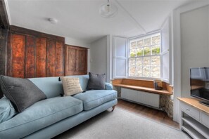 Cottage | Living room | DVD player - The Nest (Lyme Regis)