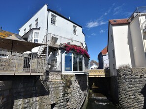 Cottage | Exterior