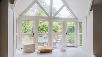 Cottage | Interior