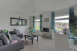 Cottage | Living room