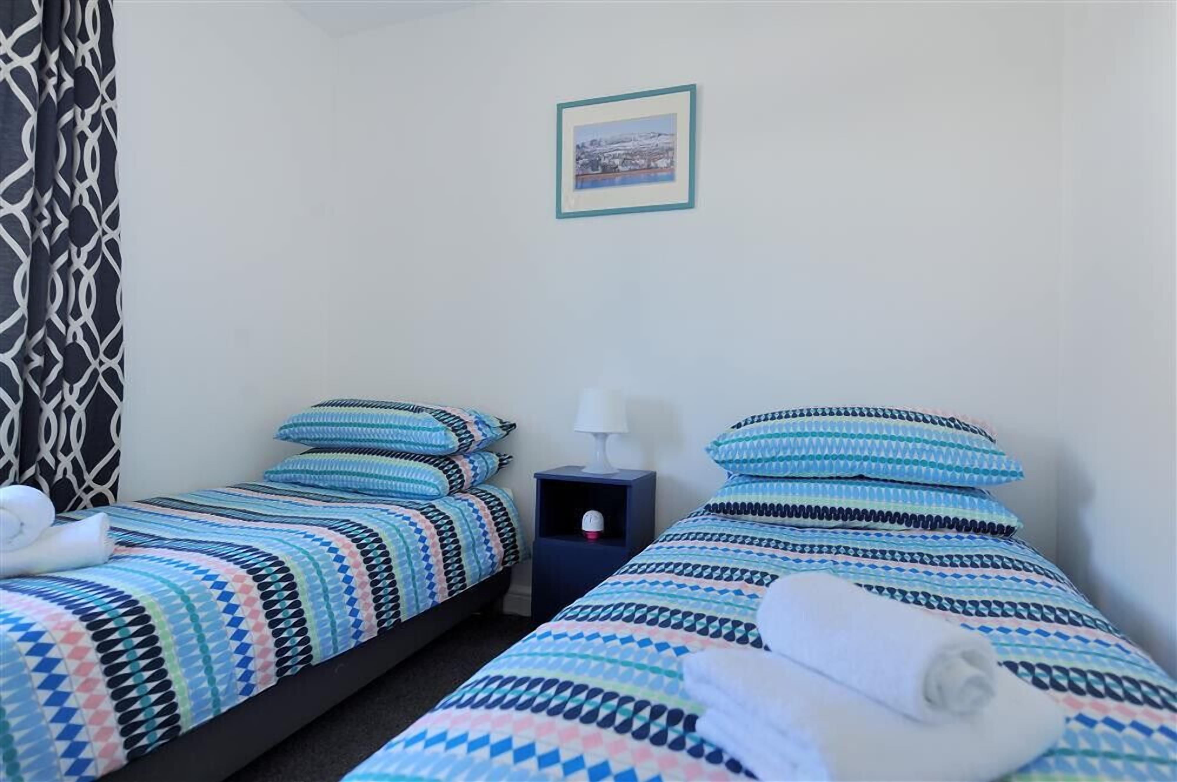 Cottage | 2 bedrooms, WiFi (free), individually decorated, individually furnished