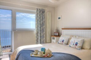 Cottage | Interior - 9 Bay View Court (Lyme Regis)