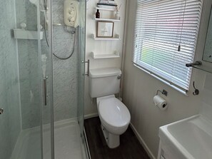 Casa de campo | Baño | Ducha y secador de pelo